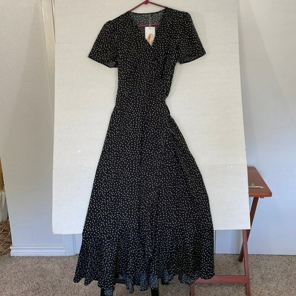 Pretty Garden Maxi Wrap Dress NWT Ruffle Hem, Black with White Polka Dots Medium